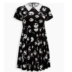 A trip to Disney? Holiday soiree? This dress is good all year long! NWT sz 12/L